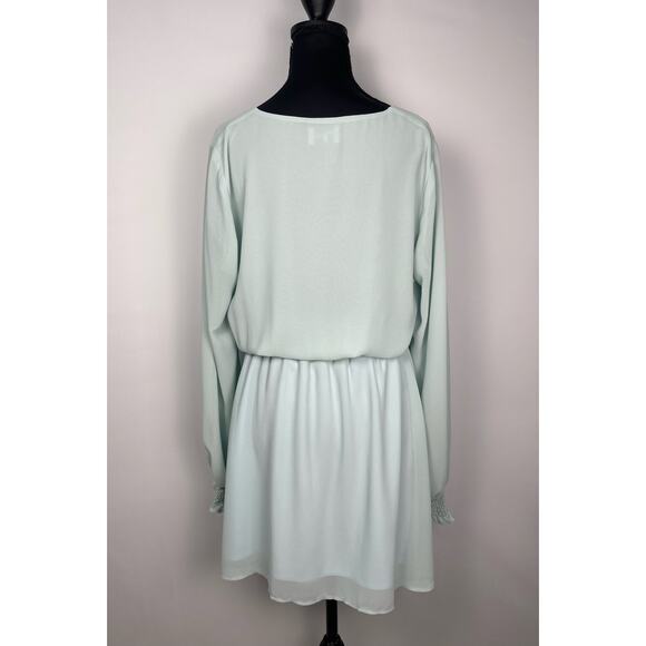 Show Me Your Mumu Adelaide Dress Light Blue Long Sleeve Mini Dress Womens Medium - Picture 4 of 7